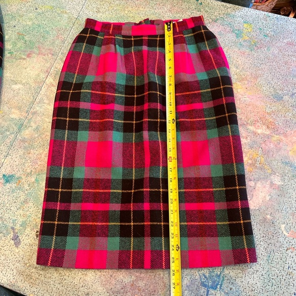 90s Funky Tartan Suit - Picture 16 of 16